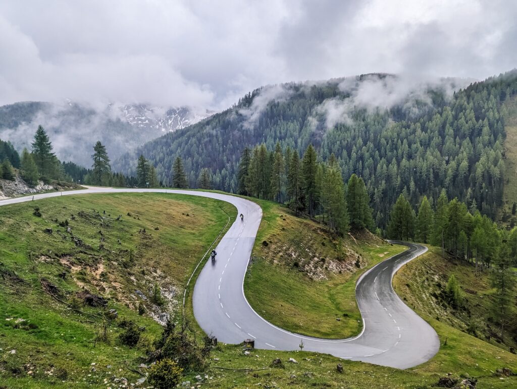 De 10 mooiste meerdaagse motorreizen (gratis GPX)