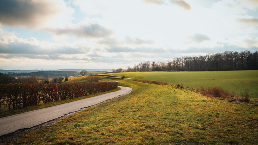 5 short motorcycle routes in Belgium under 150 km